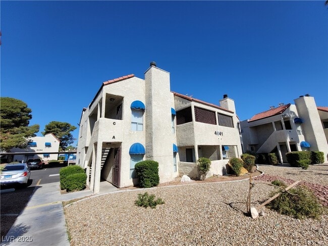 Photo - 4941 Newport Cove Dr Condo Unit B