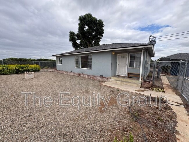 Building Photo - 14519 Avenue 416