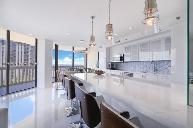 Photo - 19355 Turnberry Way Unit furnished #12B