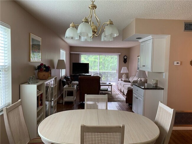 Photo - 109 Spring Lake Ct Unit 107