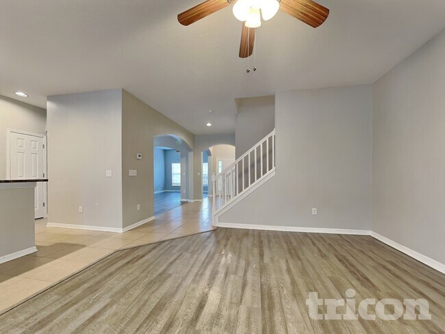 Photo - 17437 Lawn Orchid Loop