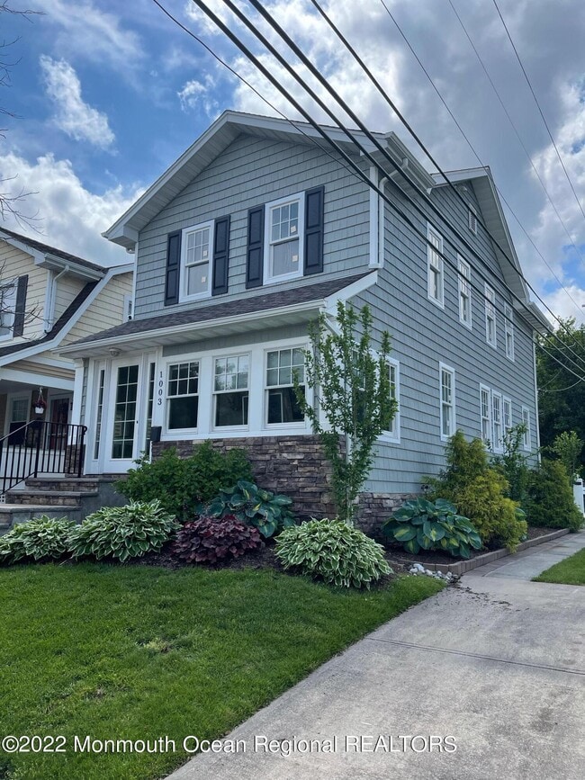 Photo - 1003 C St