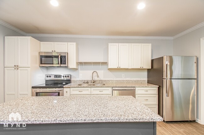 Photo - 2301 Charles St