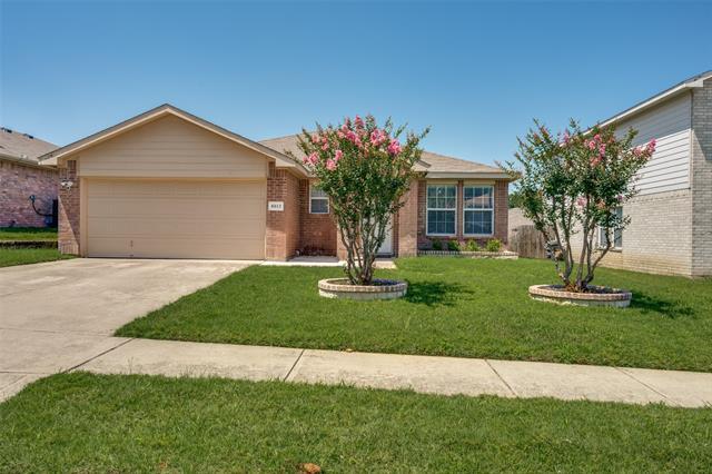 Building Photo - 8013 Hidden Oaks Dr