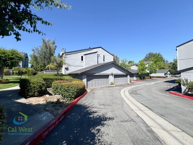 Photo - 2212 Almaden Rd Unidad Almaden B- HOA