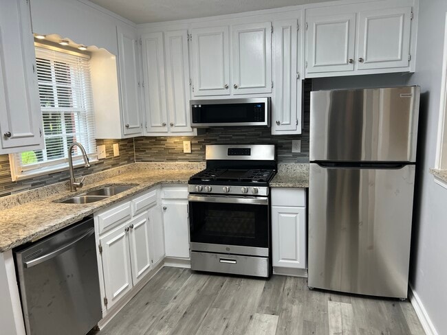 main-view-of-kitchen - 5274 Wexford Ln