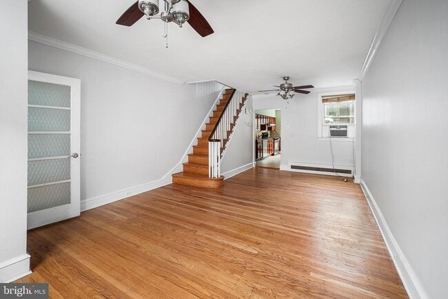 Photo - 623 Gerritt St