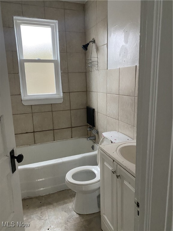 Photo - 1521 Lakefront Ave