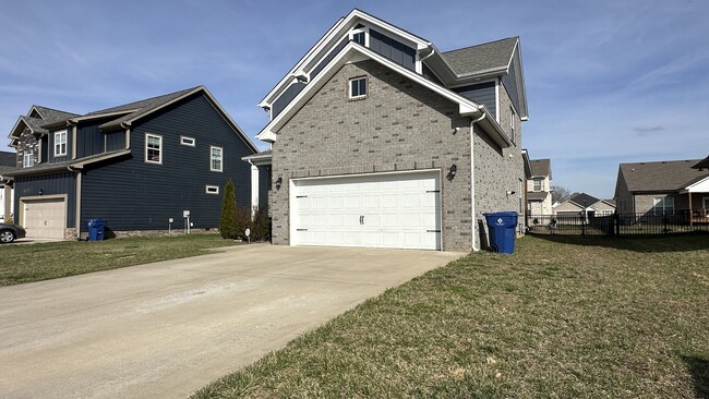 Photo - 537 Dexter Dr