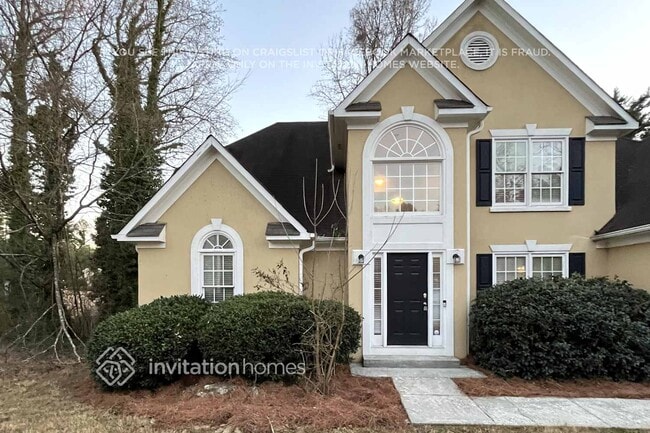 Building Photo - 559 Parliament St