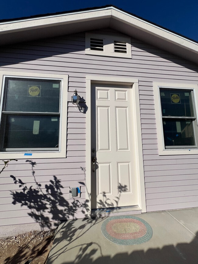 Photo - 4821 Monroe Ave