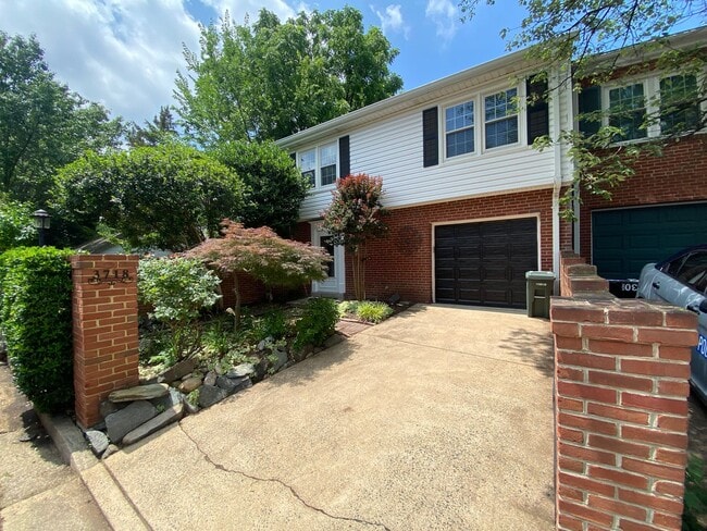 A fully updated Four Bedroom, Three and On... - A fully updated Four Bedroom, Three and On... House