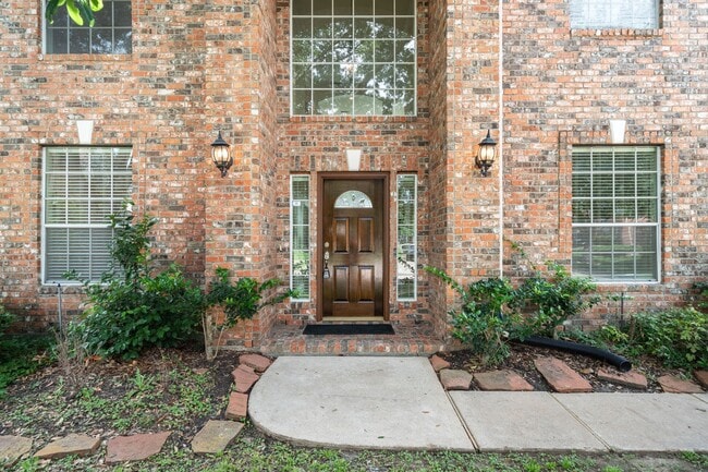 Building Photo - 6026 Briar Hill Ct Rental