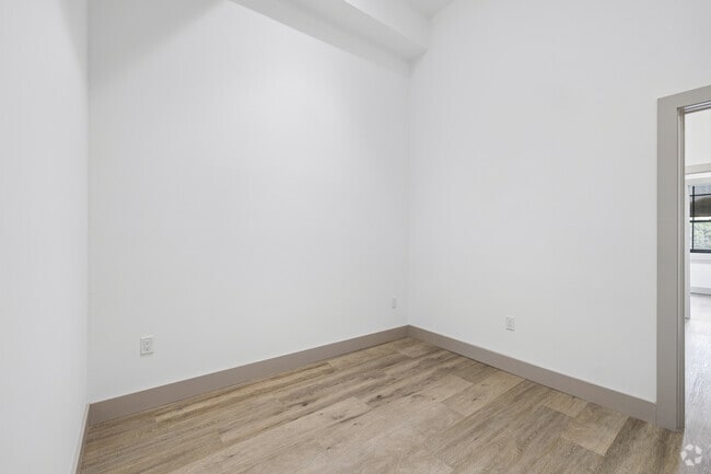 2BR, 1BA - 1,650SF - Second Bedroom