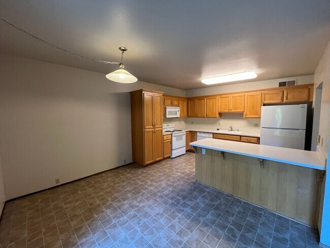 Photo - 3/2 House down the street from UCD!