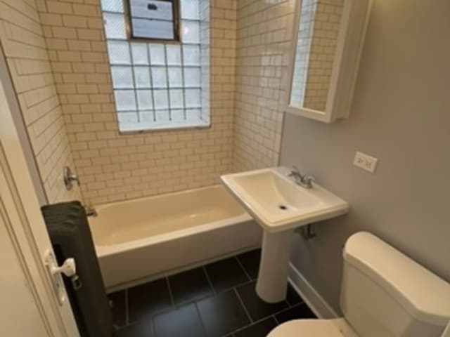 Photo - 655 E 82nd St