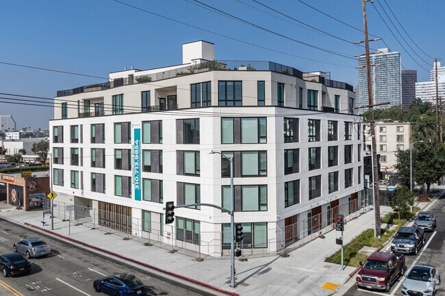 Building Photo - BARRINGTON ROW Rental