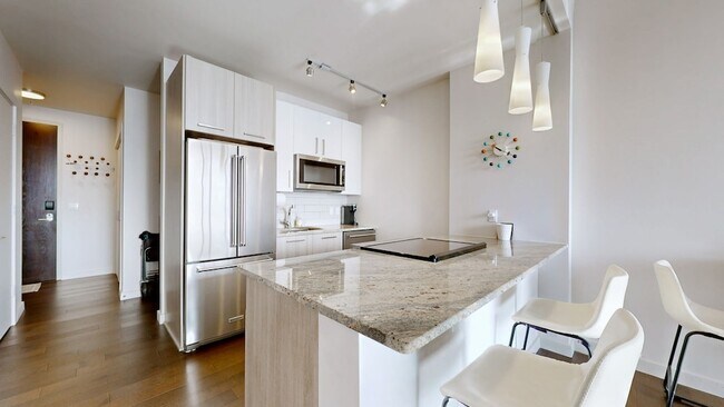 515 Church St Unit 3509