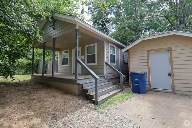 Building Photo - 1 Bed | 1 Bath |West Tulsa | $1050 Rental