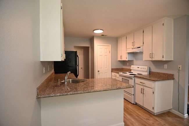 Photo - 2583 Gimelli Way Unit 74