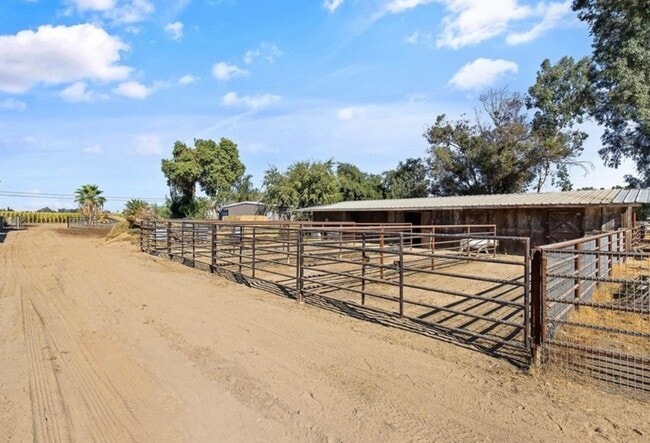 Photo - 8145-8142 8 1/2 Ave