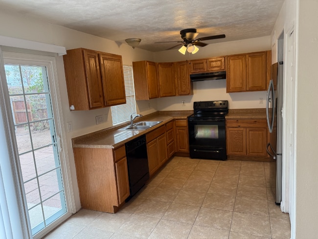 Photo - 3621 S Montreal Pl