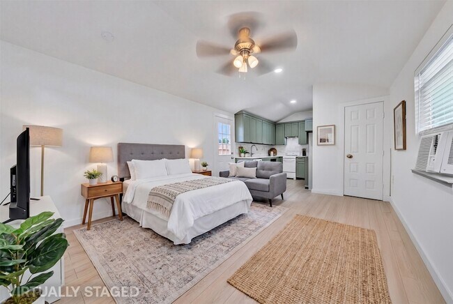 Photo - 601 Pearson Ave