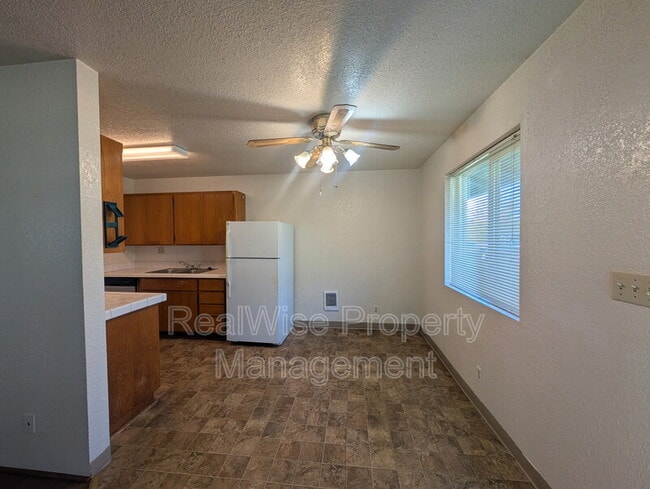 Photo - 409 W First Ave