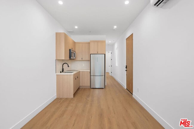 Photo - 5248 Auckland Ave Unidad 1/2