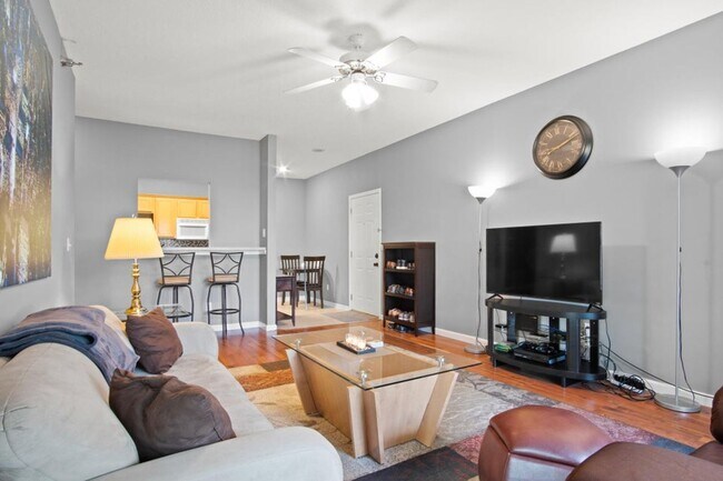 Photo - Easy living Condo with 1 car garage! Unit 508