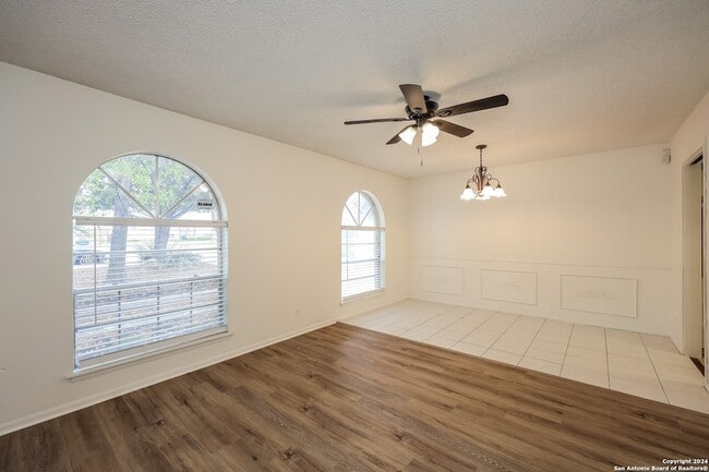 Photo - 3647 Pinebluff Dr