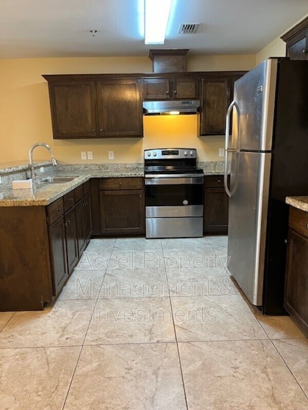 Photo - 2607 E Eisenhower Ave Unit 4