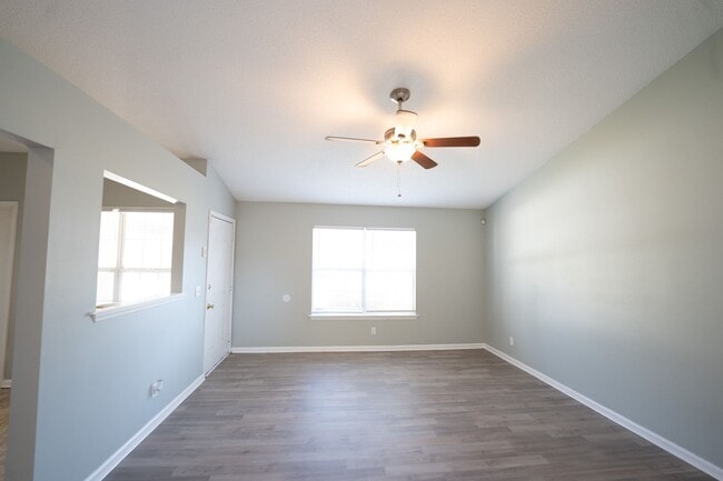 Photo - Available Now! No Application Fee if applied before Dec. 23rd!