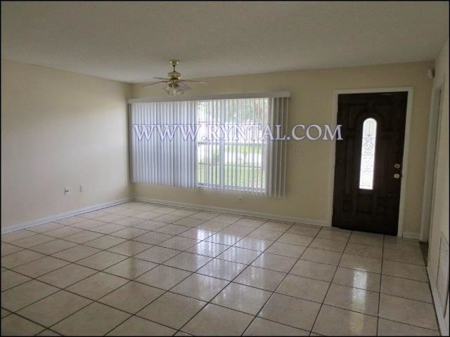 Photo - 1604 27th Ave E