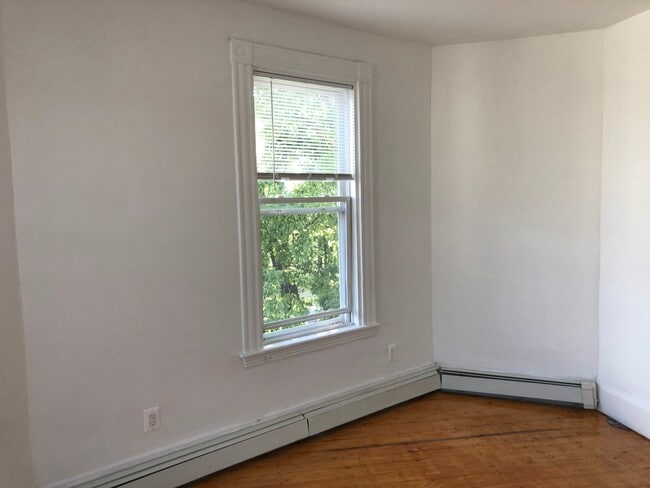 Photo - 52 Portsmouth St Unit #3,