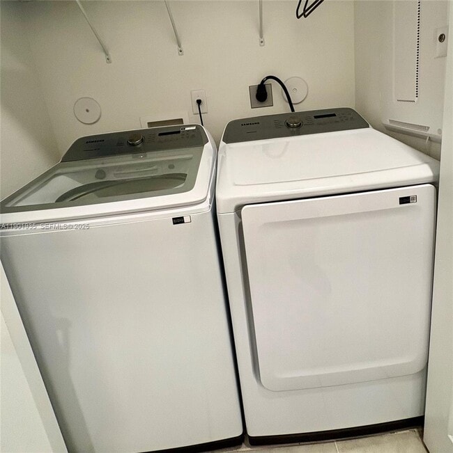 Photo - 1020 SE 26th Ter