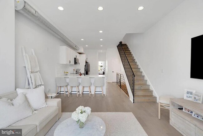 Photo - 709 N 19th St