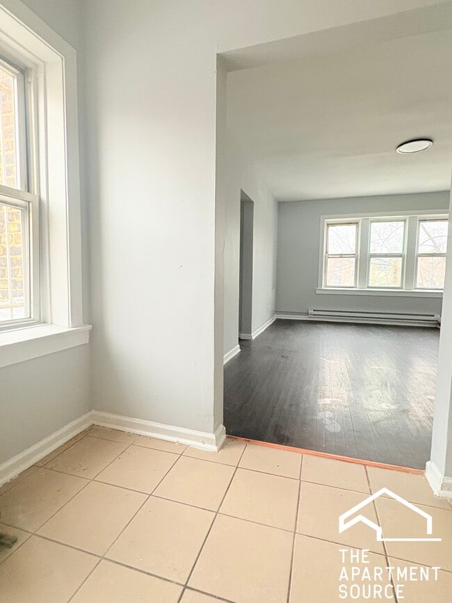 Photo - 6226 S Western Ave Unit 201