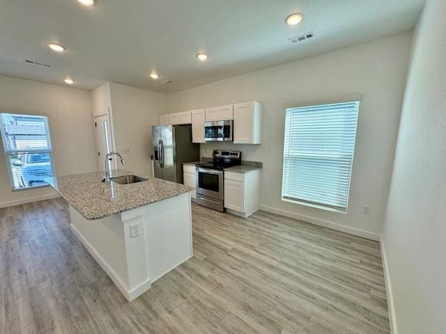 Photo - 661 St Charles Pl