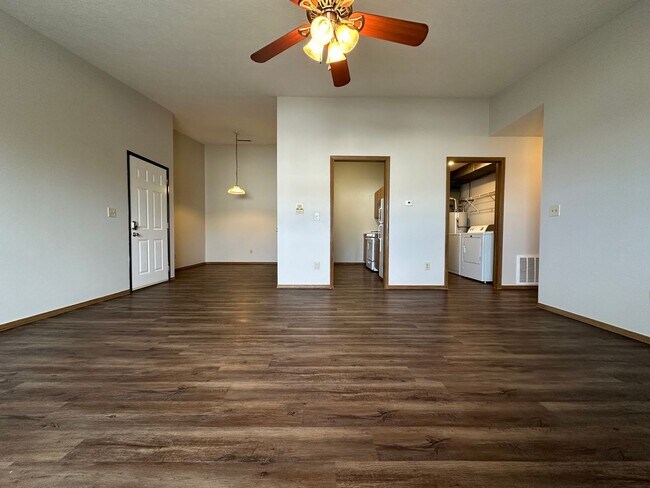 Photo - 108 Oak Creek Plaza