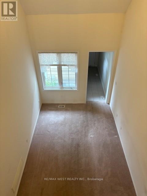 Photo - 7 Village Gate Dr