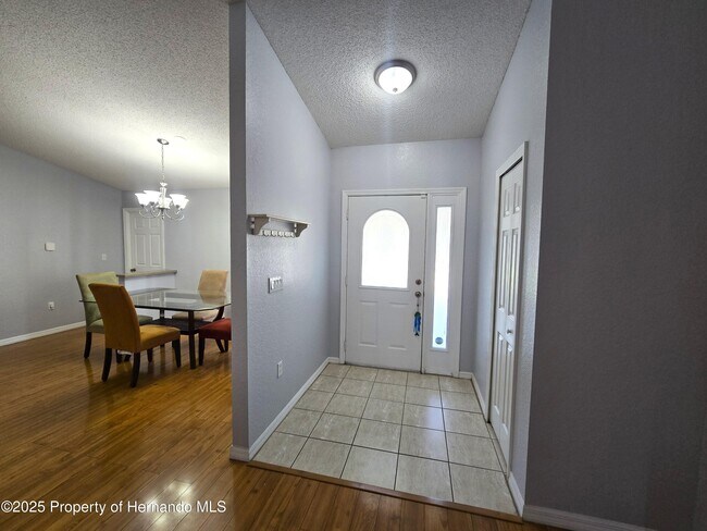 Photo - 7483 Apache Trail