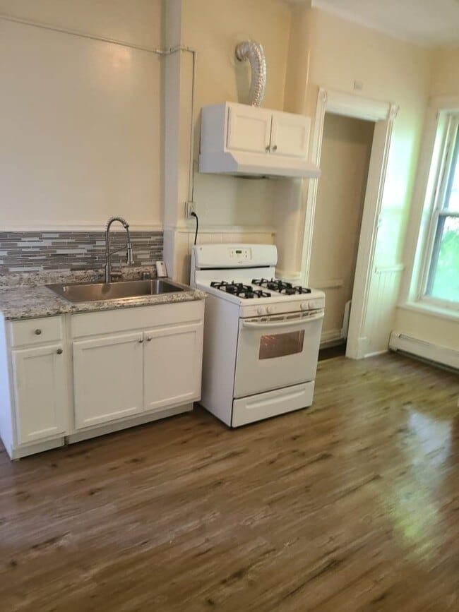 Photo - 542 1st St Unit 2