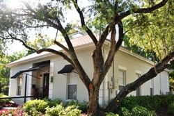 Grand Oaks Apartments
