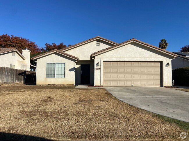 Building Photo - Lovely NW Visalia home for Rent available ...