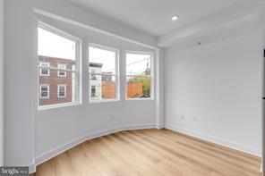 Photo - 511 W York St