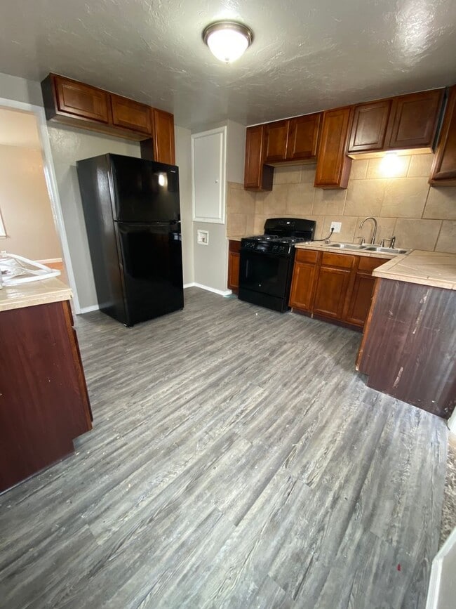 Photo - Spacious 3 Bedroom House