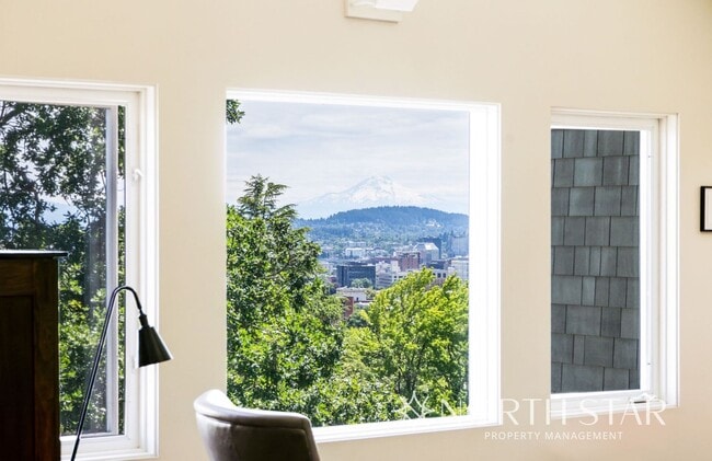 Photo - Stunning Views Close in NW Portland