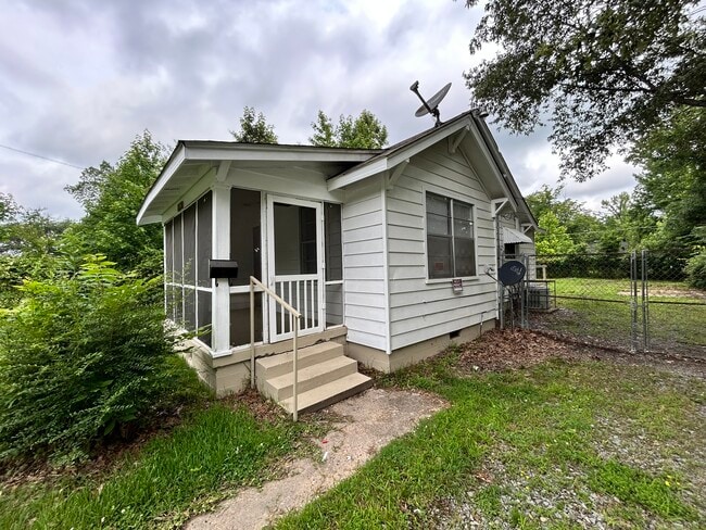 Photo - 1807 W 27th Ave
