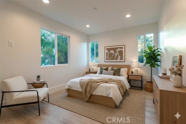 Photo - 5018 Pickford St